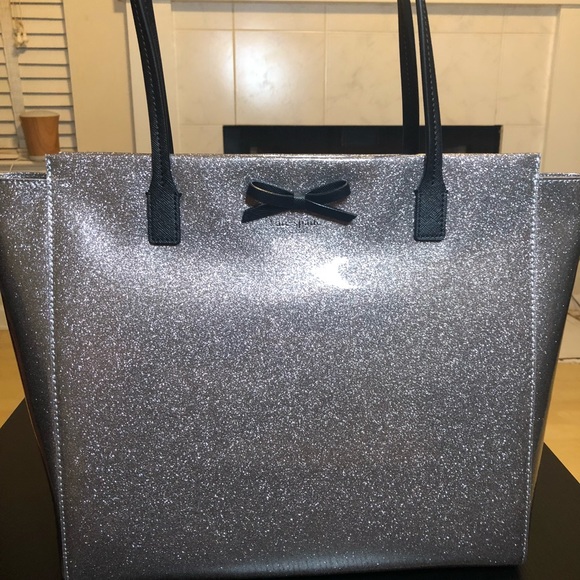 kate spade Handbags - NWT Kate spade mavis street tote large